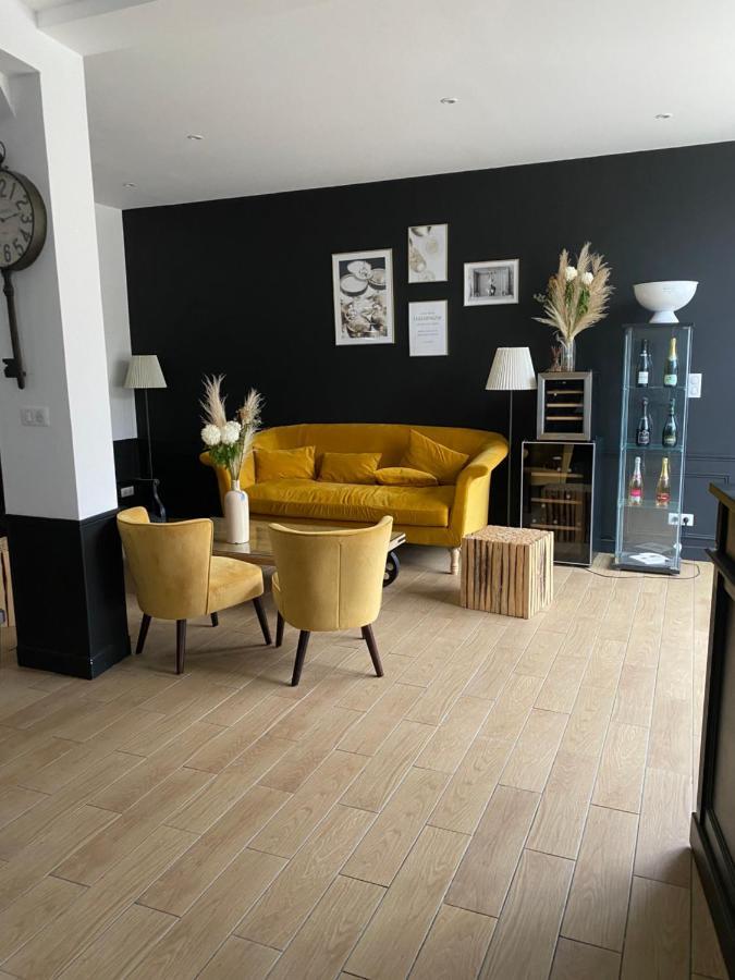 Le Domaine Des Sources Bed & Breakfast Saint-Martin-dʼAblois Екстериор снимка