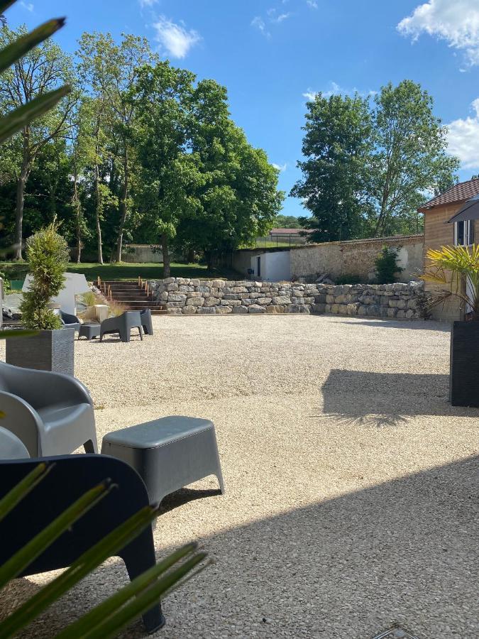 Le Domaine Des Sources Bed & Breakfast Saint-Martin-dʼAblois Екстериор снимка