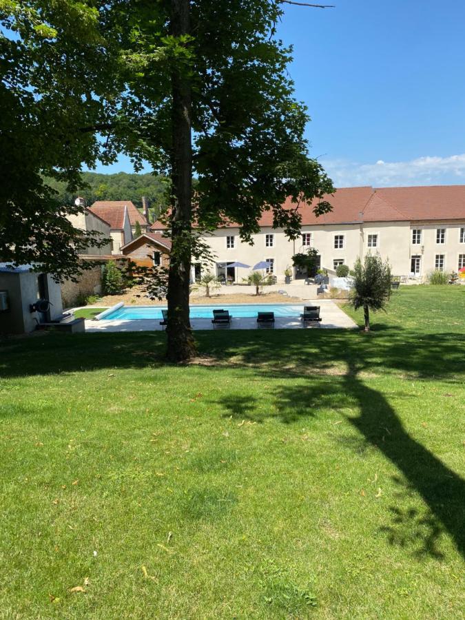 Le Domaine Des Sources Bed & Breakfast Saint-Martin-dʼAblois Екстериор снимка