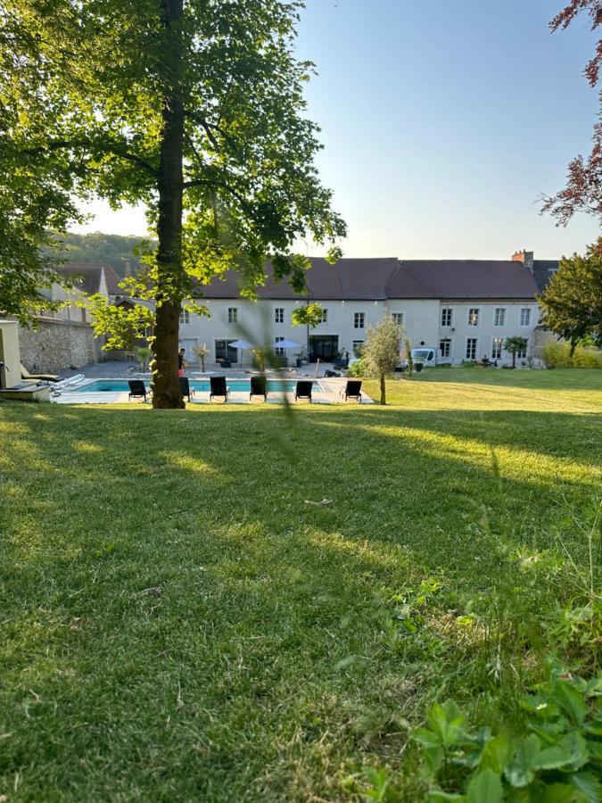 Le Domaine Des Sources Bed & Breakfast Saint-Martin-dʼAblois Екстериор снимка