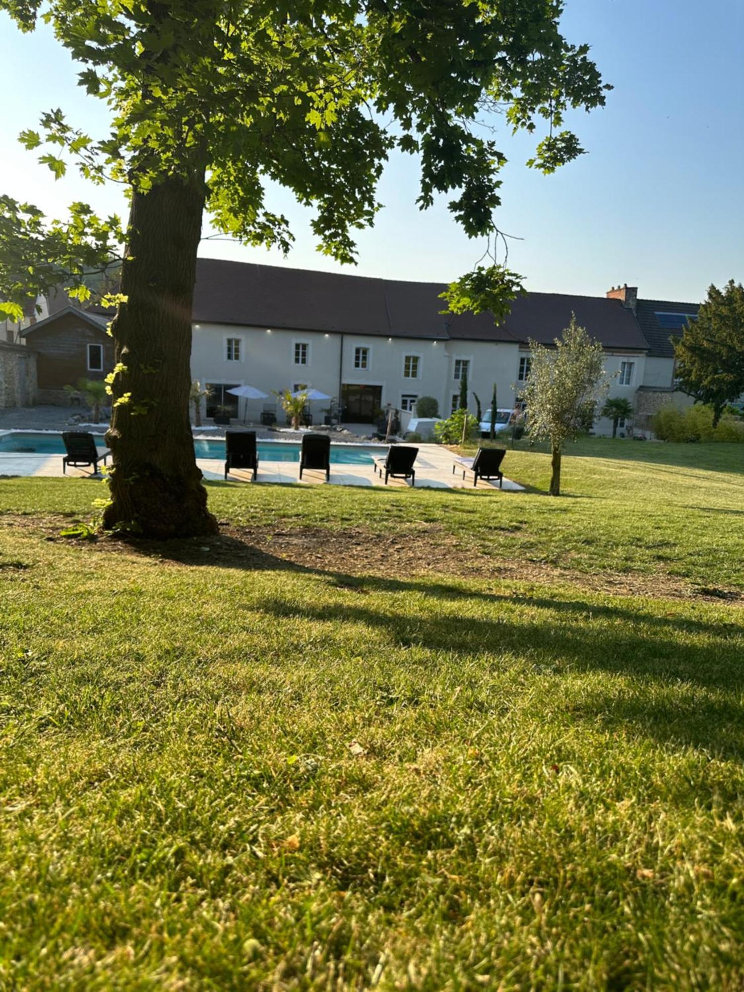 Le Domaine Des Sources Bed & Breakfast Saint-Martin-dʼAblois Екстериор снимка